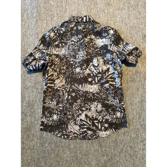 Lululemon Mens Short Sleeve Button‎ Down Shirt Black White Tropical Fern Print L - Picture 3 of 5